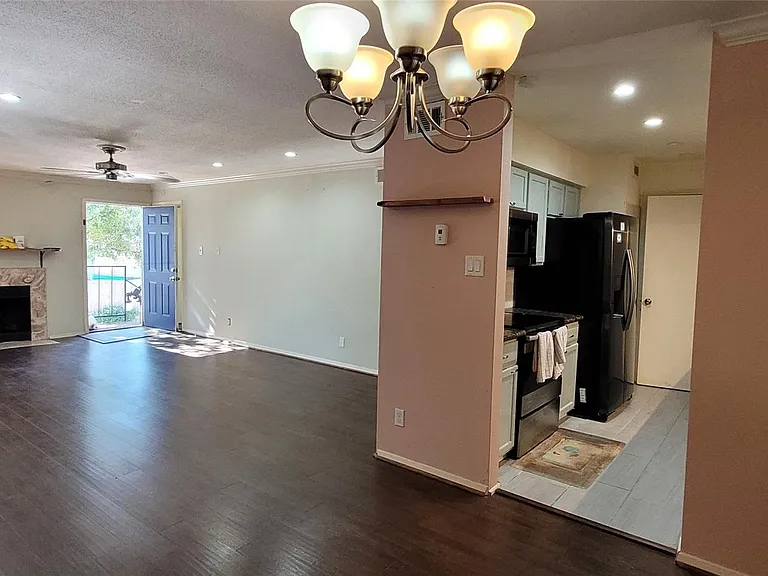 9700 Leawood Blvd #1410 — Photo 7