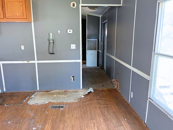 5th image of 1637 S Golden Cir