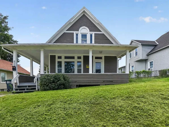 4215 Grant St, Omaha, NE 68111