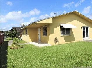 9437 SW 39th St, Miami, FL 33165