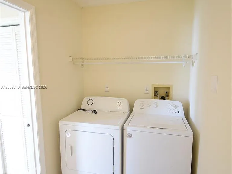15860 SW 77th St — Photo 31