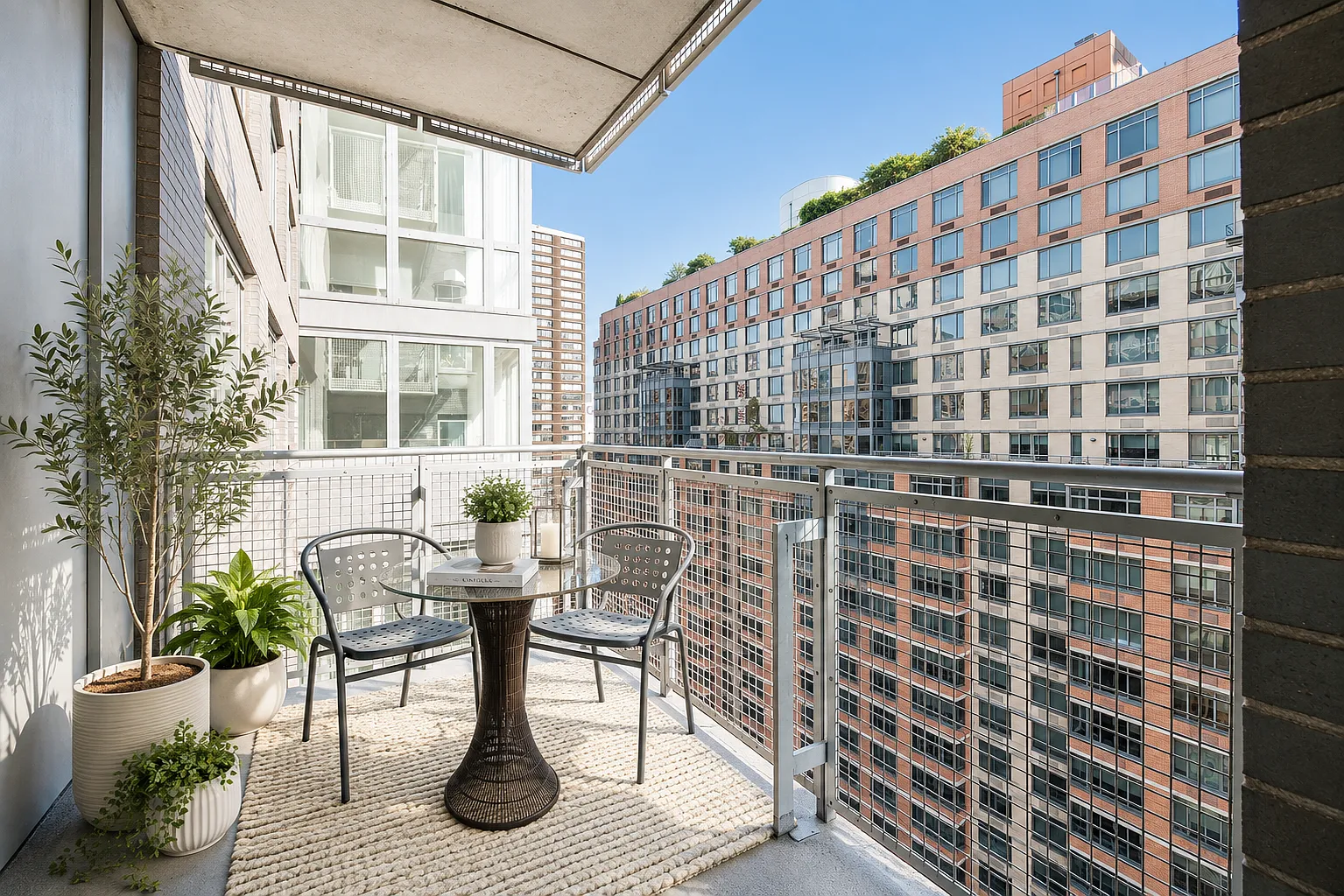 225 East 34th Street — Photo 3