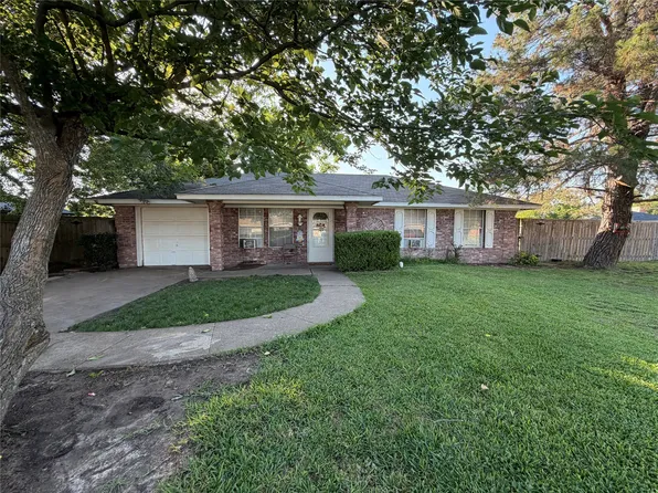 313 Fox Run, Crandall, TX 75114
