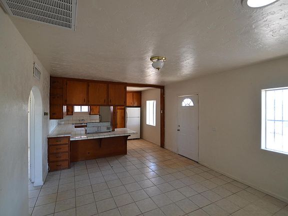 2nd image of 126 E District St