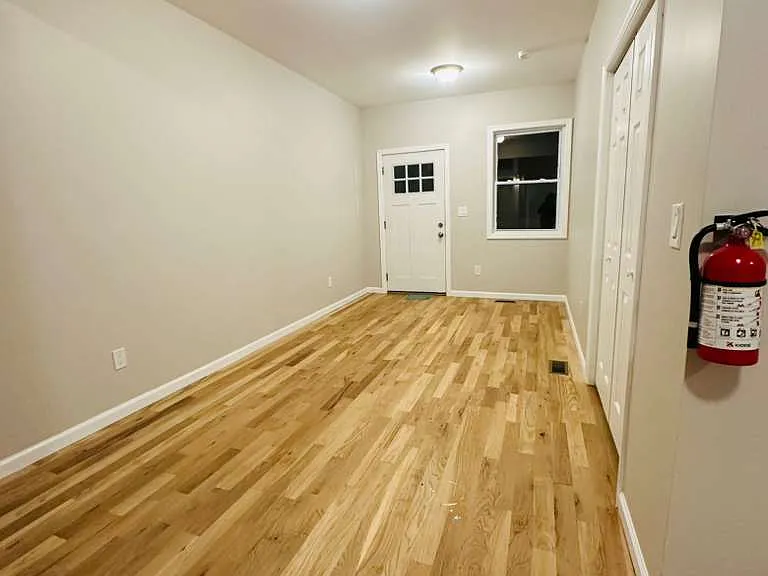 127 Harper Ave — Photo 6