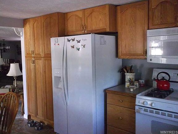 3rd image of 13 South St