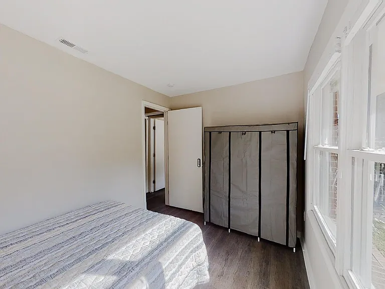 437 N Hairston Rd — Photo 25