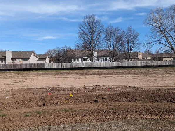 724 N Cedar Downs Cir, Wichita, KS 67235