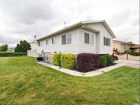 2nd image of 8790 S Royal Crest Dr