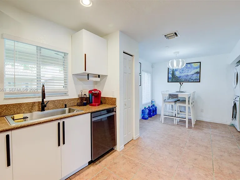 5955 London Ln #0 — Photo 9