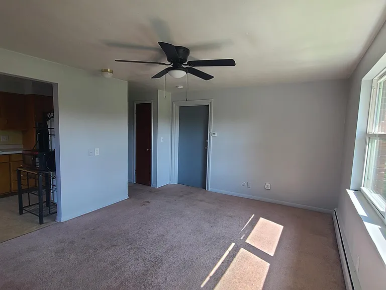 82 Mallory Rd #3 — Photo 3