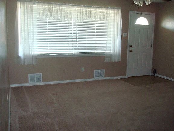 2nd image of 4501 Wilshire Dr