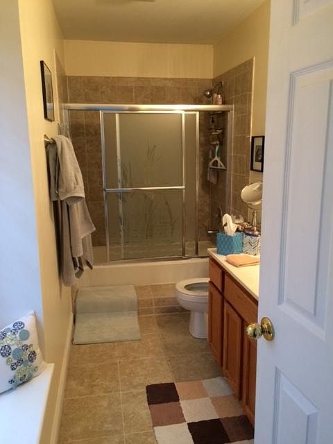 1st image of 889 Sparta Ct