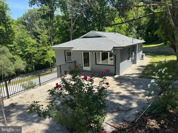 373 Bowman Rd, Front Royal, VA 22630