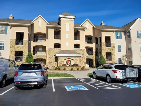 535 Rarity Bay Pkwy, Vonore, TN 37885