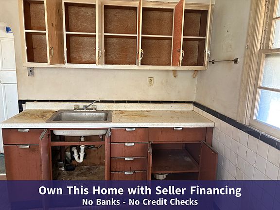 3rd image of 8565 Lowell St