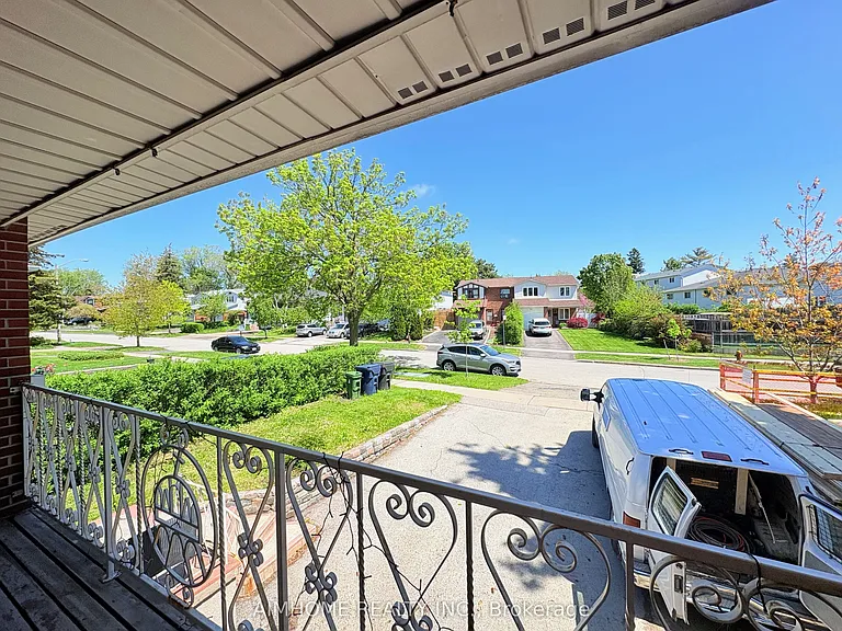 70 Micmac Cres — Photo 4