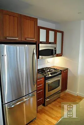 Rented by Halstead Real Estate | media 2
