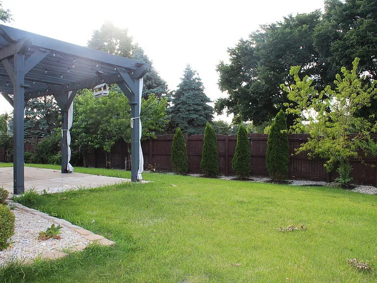 5117 Woodmere Ct — Photo 17