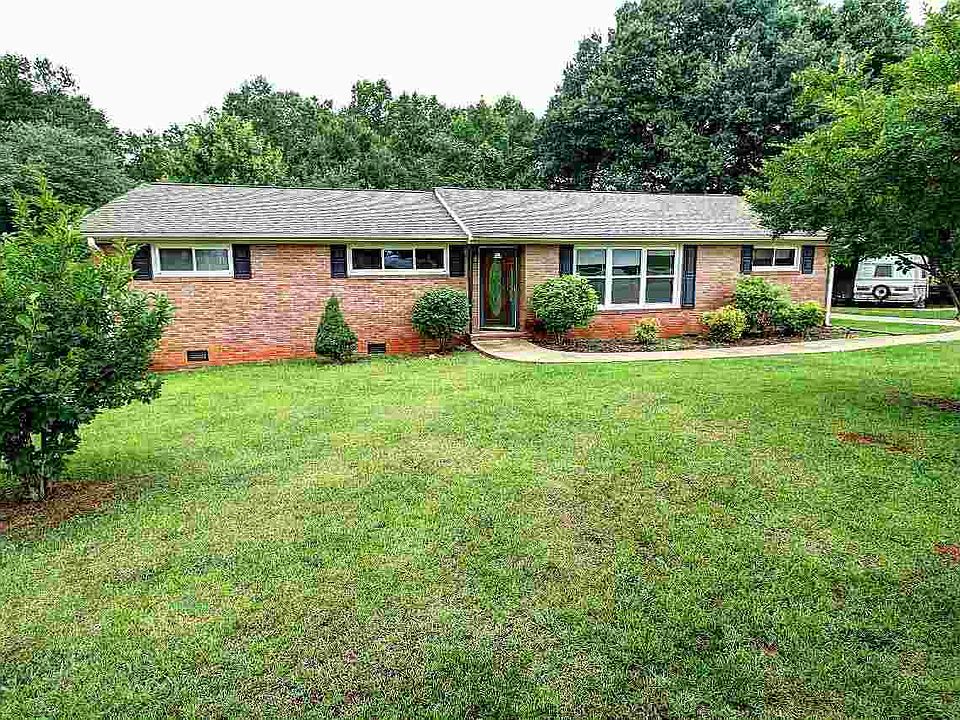 1st image of 113 Stribling Cir