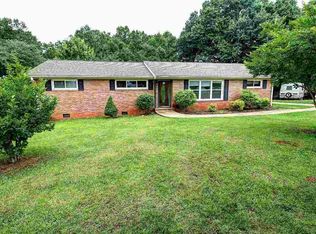 113 Stribling Cir, Spartanburg, SC 29301