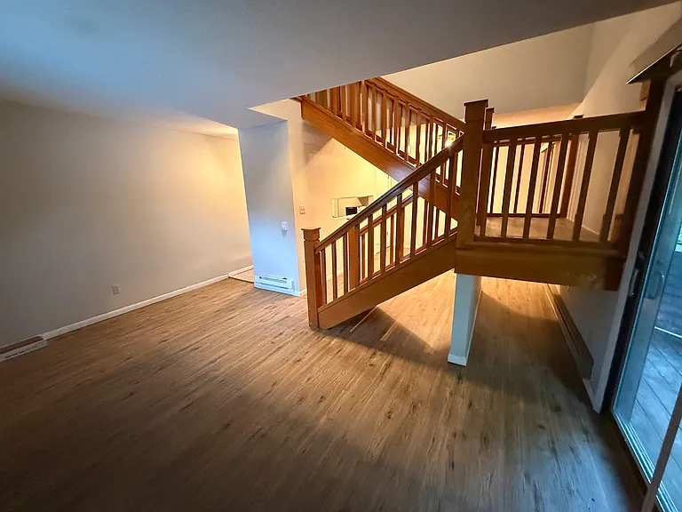 302 Buena Vista Dr #H — Photo 3