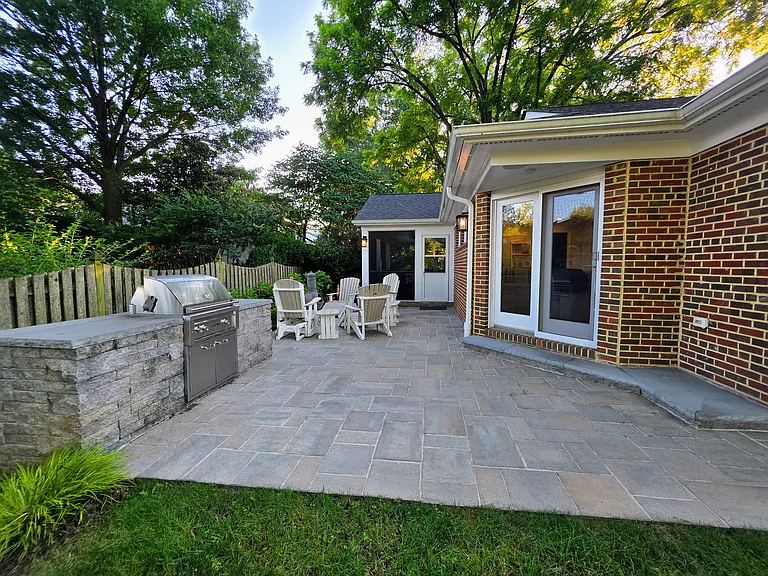3505 N Jefferson St — Photo 4