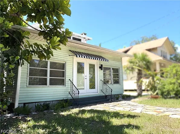 2156 Victoria Ave, Fort Myers, FL 33901