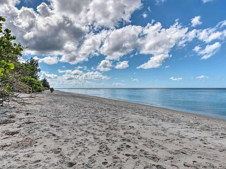 Manasota Key Rd — Photo 2