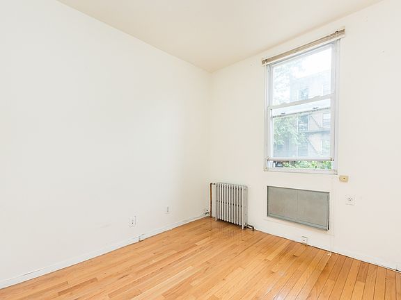4th image of 30-23 30th Ave #3R
