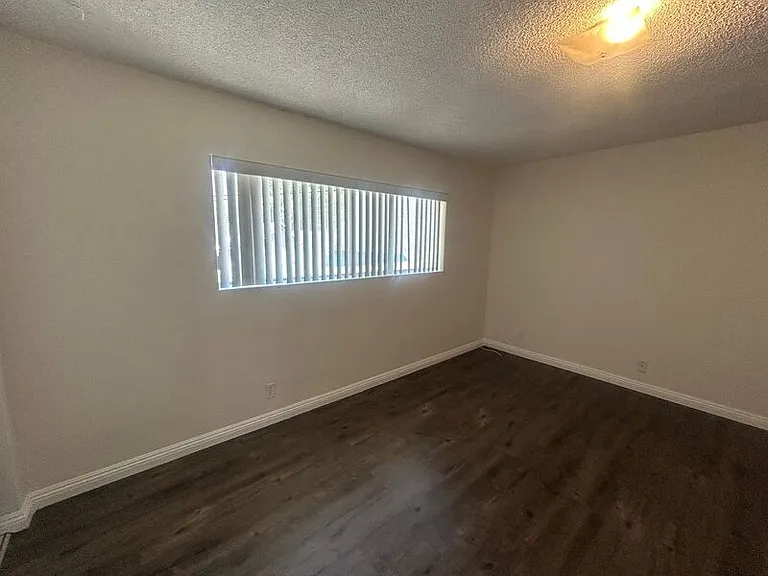 325 N Glendora Ave #3 — Photo 10