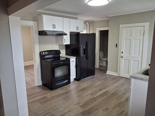 74 High St #2