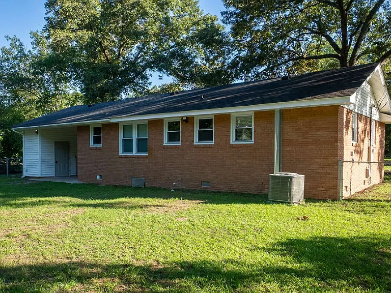 4295 Dorsey Dr — Photo 6