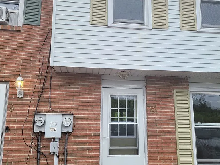 73 Cider Press Rd — Photo 1