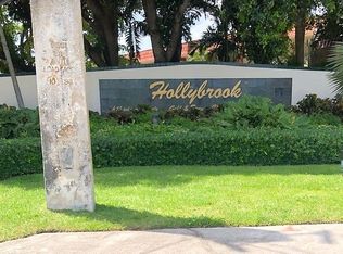300 S Hollybrook Dr #64-106, Pembroke Pines, FL 33025