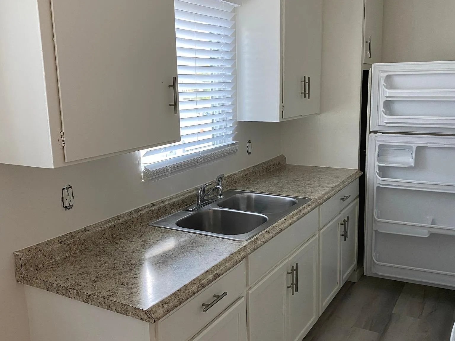 1 bed, $2,195 — Photo 4