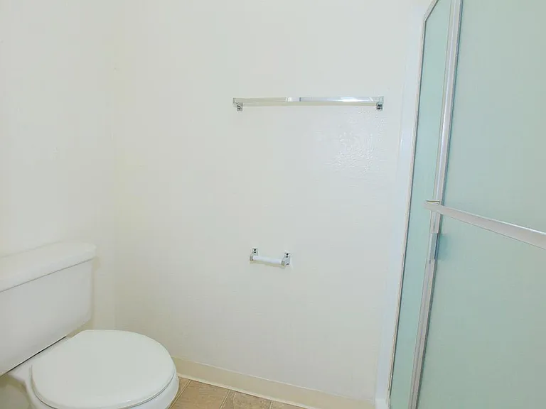 Five Coves Apartment Homes — Photo 41