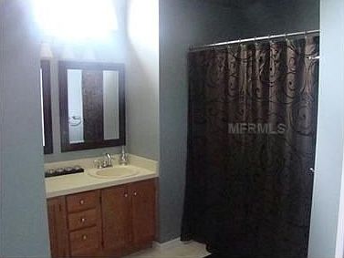 5th image of 2081 Wallingford St