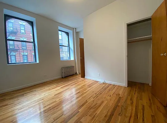 Rented by J PRESTON AND ASSOCIATES INC | media 7