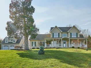 14329 Rosefinch Cir, Leesburg, VA 20176