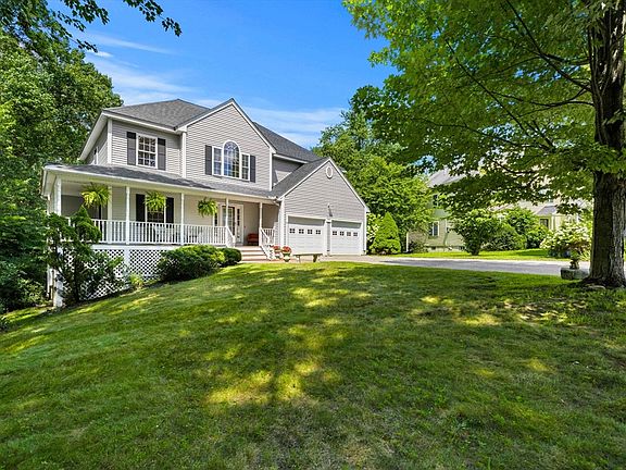 2nd image of 29 Delucia Way