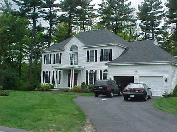 23 Indian Rock Rd, Wayland, MA 01778