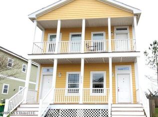 2501 Gladiolus St #B, Ocean Springs, MS 39564
