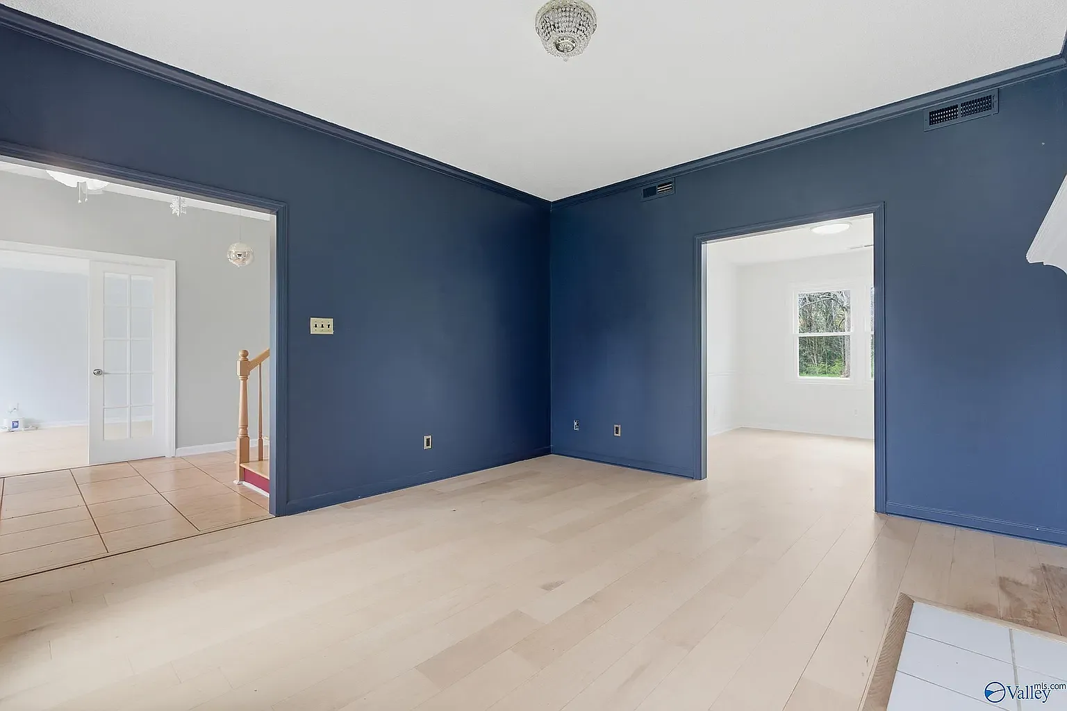106 Golden Oak Dr — Photo 4