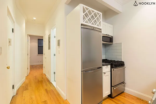 Rented by Nooklyn NYC LLC | media 24