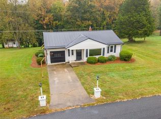 4246 Eck Rd, Jonesville, NC 28642