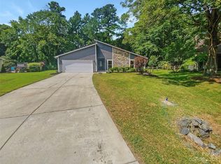 7160 Moss Point Dr, Charlotte, NC 28277