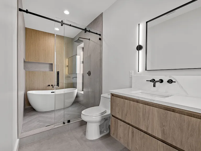 2507 N Massachusetts Ave #1 — Photo 4