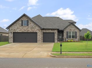 135 Berry Farm Rd, Meridianville, AL 35759