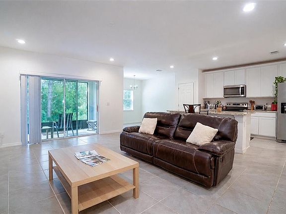 3rd image of 156 Glass Onion Dr